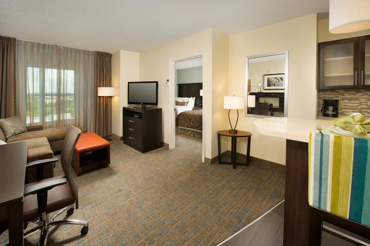 Staybridge Suites Houston East - Baytown, An Ihg Hotel Εξωτερικό φωτογραφία