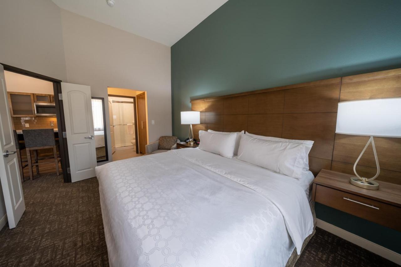 Staybridge Suites Houston East - Baytown, An Ihg Hotel Εξωτερικό φωτογραφία